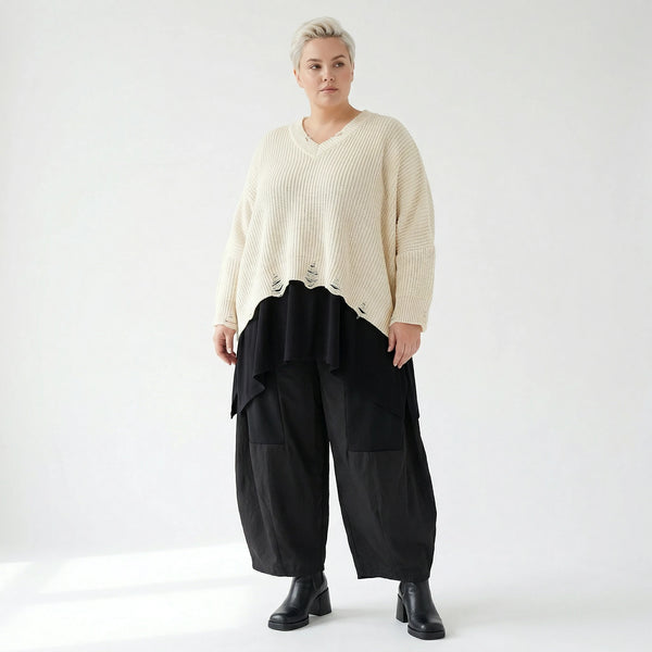 Kastiger Strick Überwurf in Naturweiß aus Baumwolle Acryl Mix von AKH Premium bei Modeare Oversize Look für Damen