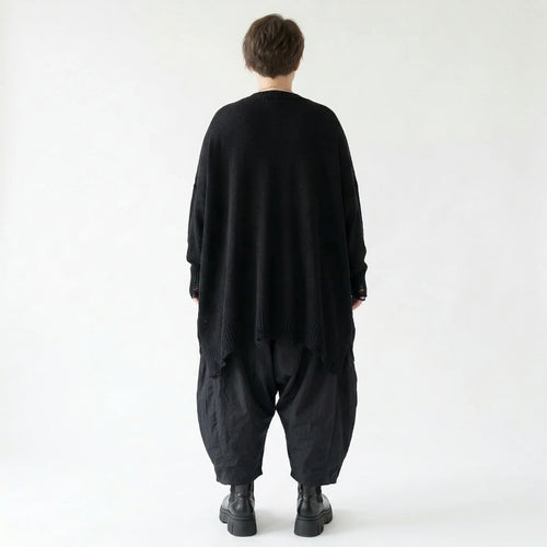 Oversize Strickjacke A Form aus Baumwolle mit Destroyed Optik von AKH Premium bei Modeare Lagenlook Avantgarde Damenjacke