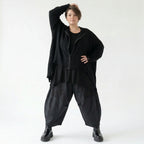 Oversize Strickjacke A Form aus Baumwolle mit Destroyed Optik von AKH Premium bei Modeare Lagenlook Avantgarde Damenjacke