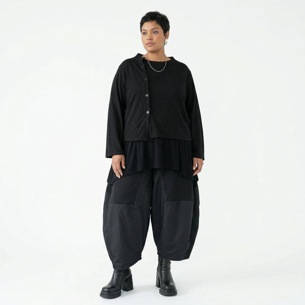 Oversize Feinstrick Jacke schwarz weich stretch Übergang AKH Premium Modeare Lagenlook modern Damenjacke minimalistisch