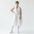 Oversize Ballon Kleid weiß Baumwolle Lagenlook leicht luftig AKH Premium Modeare Damenmode Avantgarde Sommer Stil Frankreich