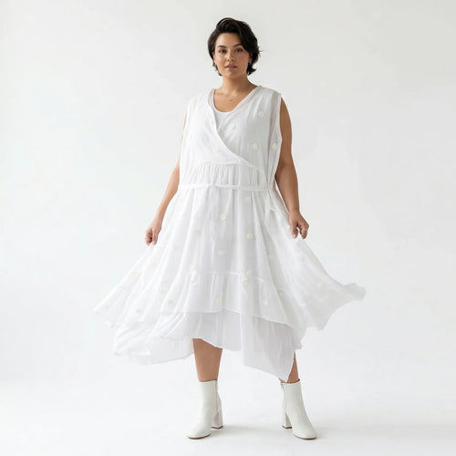 Oversize Kleid weiß A Form Wickeloptik Baumwolle luftig elegant AKH Premium Modeare Damen Lagenlook modern stilvoll