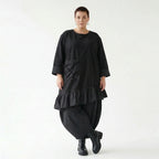 Asymmetrisches Oversize Shirt schwarz aus Jacquard und Memory Taft für Damenstyles von AKH Premium bei Modeare entdecken