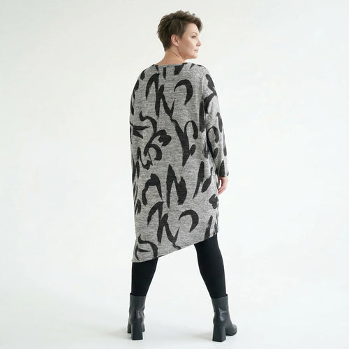 Oversize Tunika grau asymmetrisch abstrakter Print stretch AKH Premium Modeare Lagenlook Damen weich warm Übergang modern Style