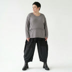 Oversize Shirt Damen taupe grau Feinstrick mit Taschen und Fransen Naht AKH Premium Modeare weich stretch Lagenlook modern