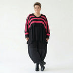 Strick Überwurf Damen Oversize Streifen Look weich Baumwolle kastig AKH Premium Modeare Layering Avantgarde bequem Statement Piece