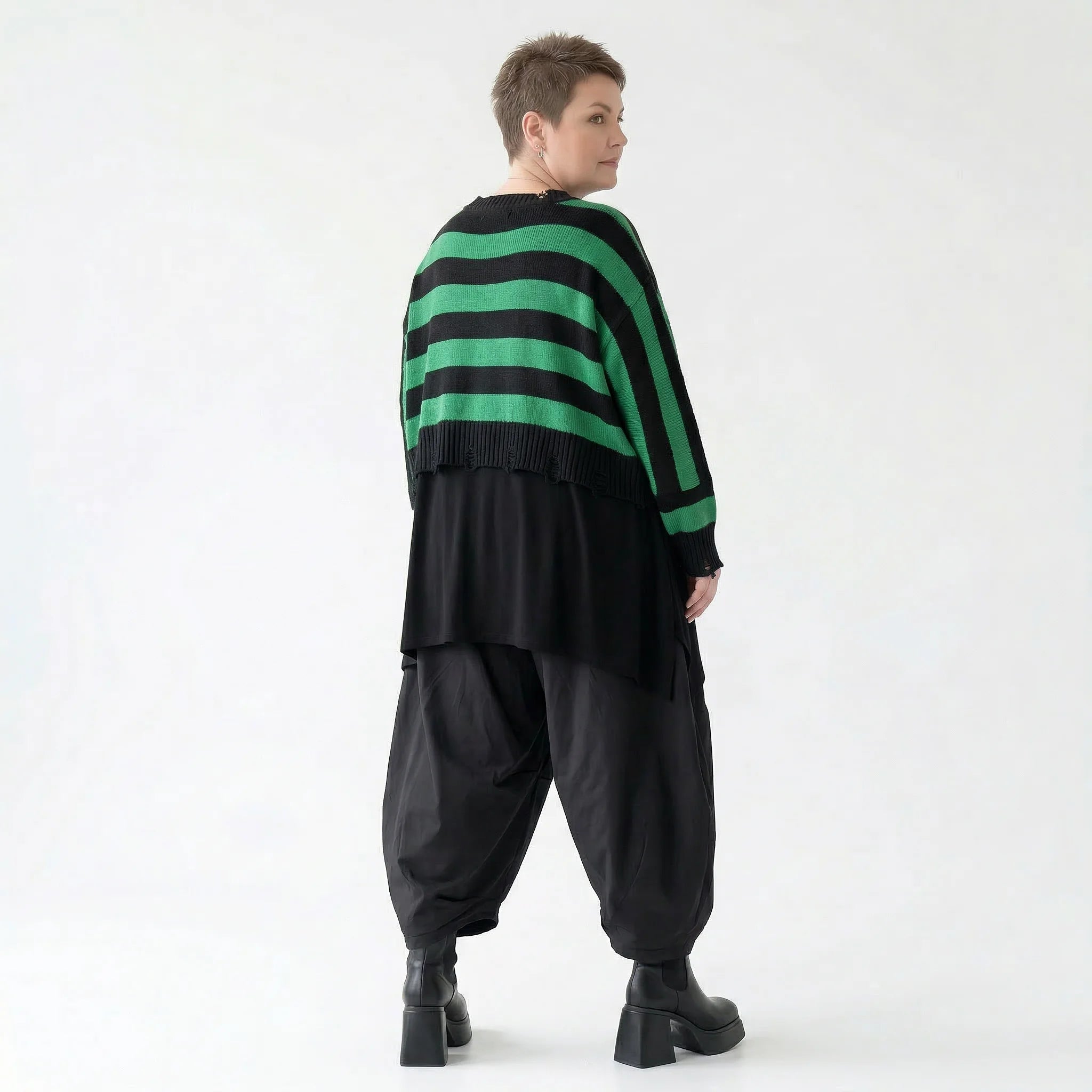 Strick Überwurf Damen Oversize Streifen Look weich Baumwolle kastig AKH Premium Modeare Layering Avantgarde bequem Statement Style