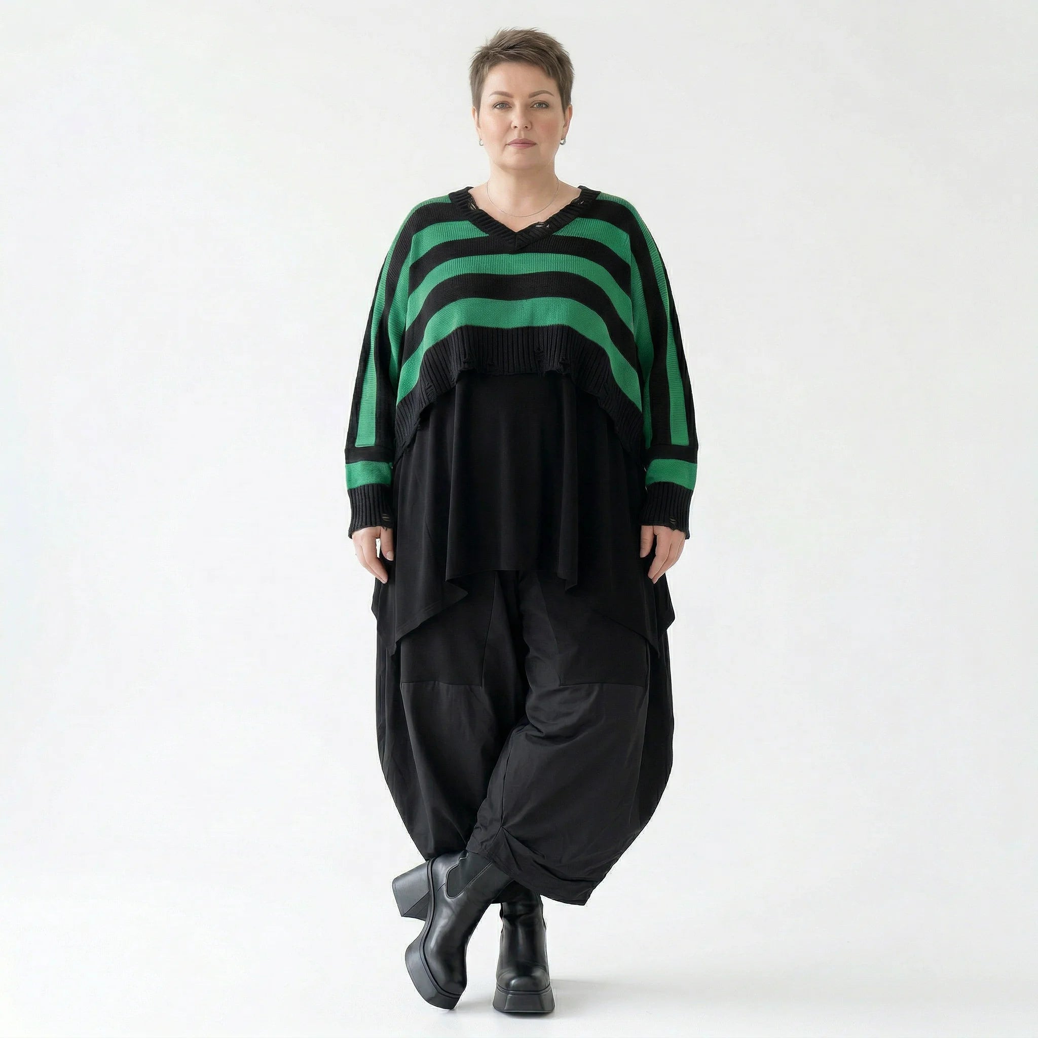 Strick Überwurf Damen Oversize Streifen Look weich Baumwolle kastig AKH Premium Modeare Layering Avantgarde bequem Statement Style