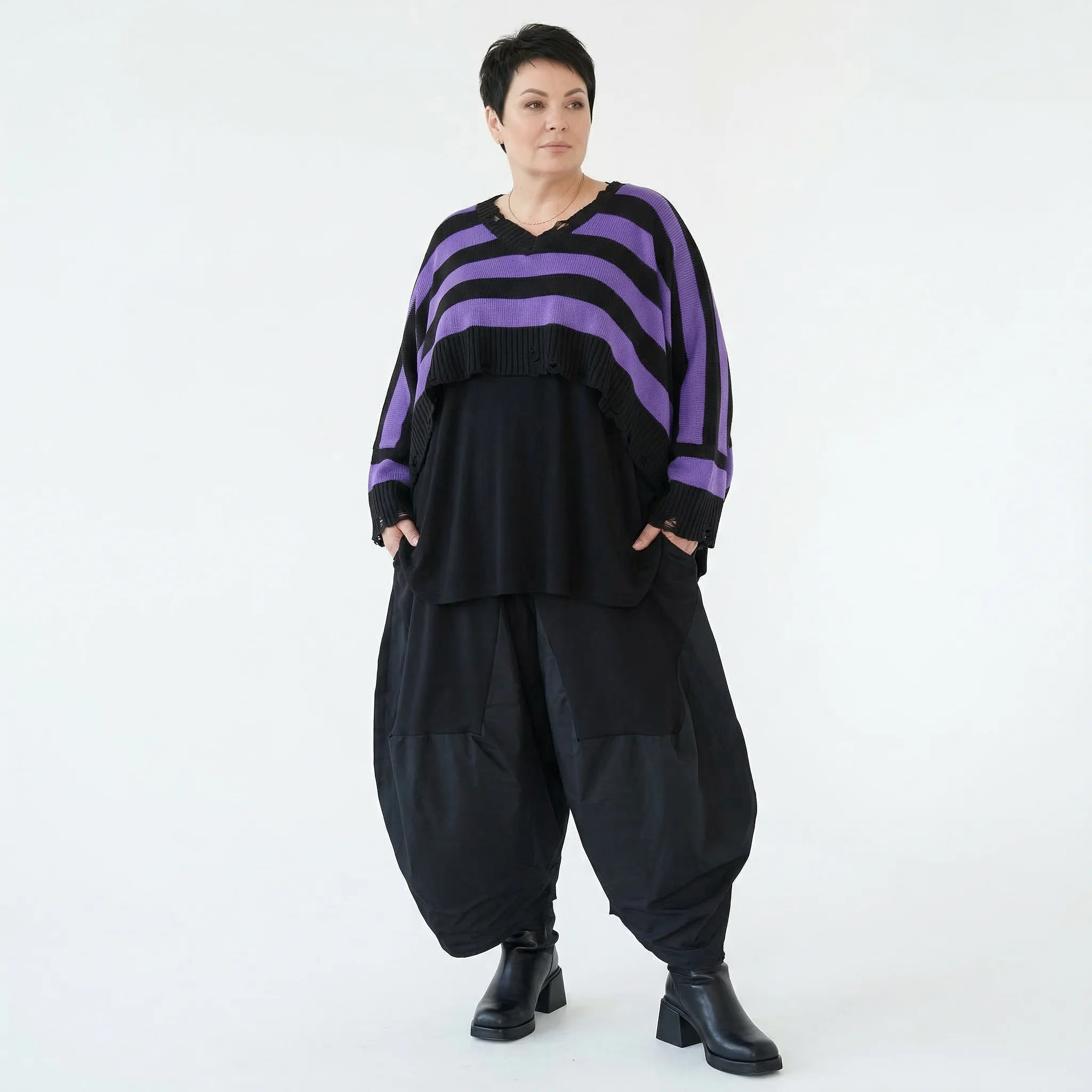 Strick Überwurf Damen Oversize Streifen Look weich Baumwolle kastig AKH Premium Modeare Layering Avantgarde bequem Trend Style