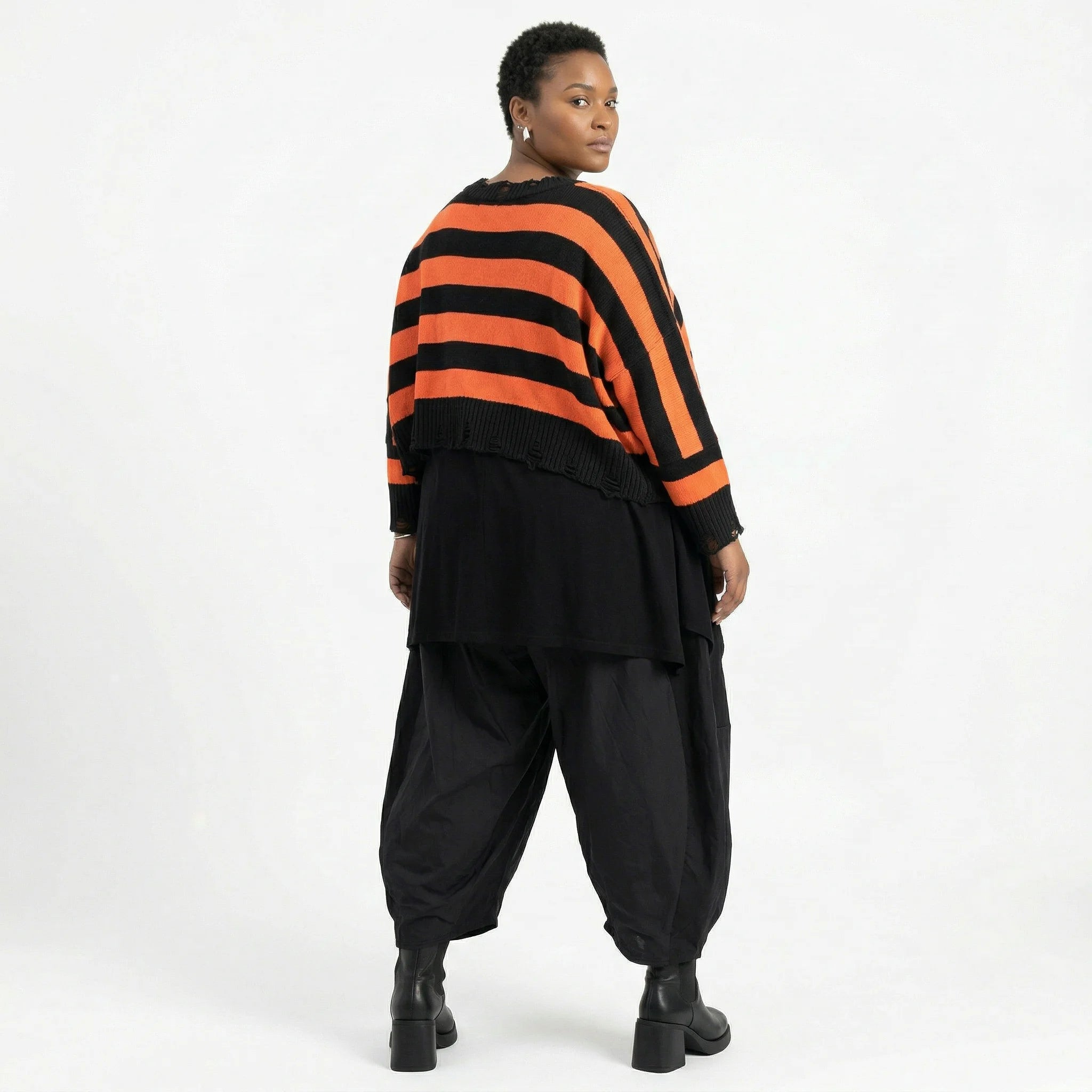 Strick Überwurf Damen Oversize Streifen Look weich Baumwolle kastig AKH Premium Modeare Layering Avantgarde bequem Trend Style