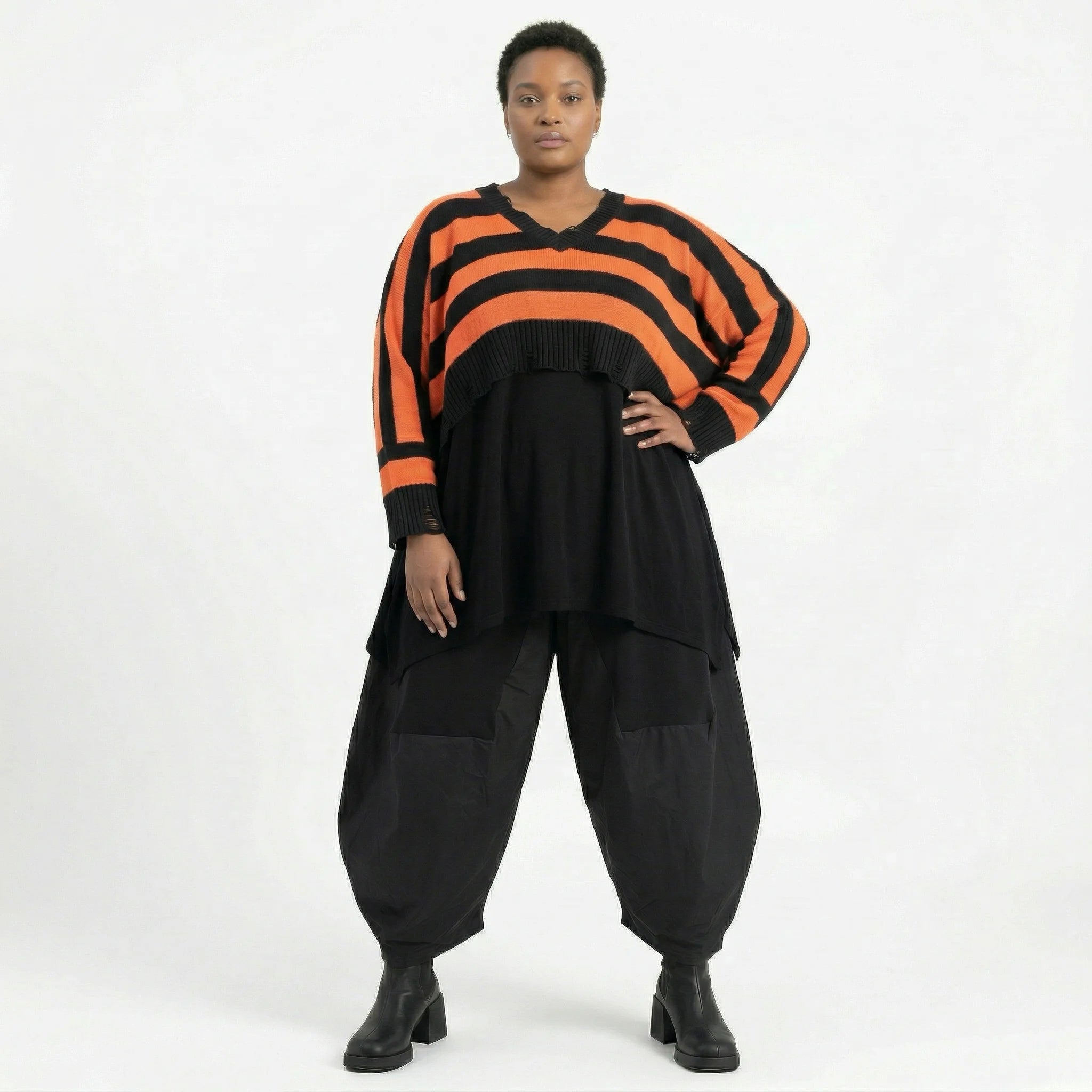 Strick Überwurf Damen Oversize Streifen Look weich Baumwolle kastig AKH Premium Modeare Layering Avantgarde bequem Trend Style