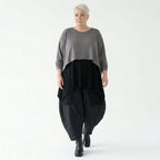 Oversize Feinstrick Überwurf kastig Lagenlook stretch weich AKH Premium Modeare Damenmode Avantgarde Übergang bequem modern