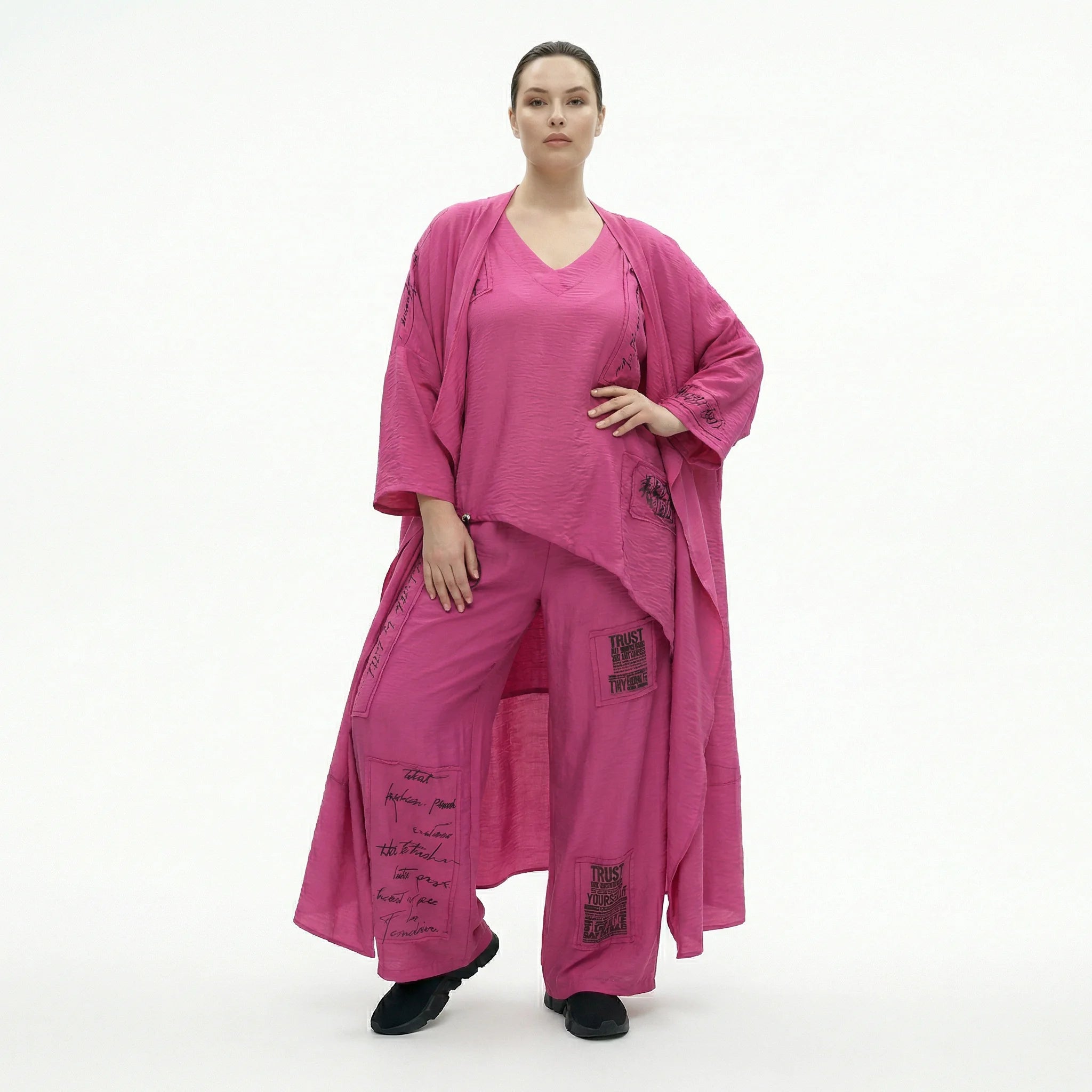 Damen 3-Teiler Magenta B-ONE – Shirt, Hose & Cardigan mit Prints aus Baumwolle, EU 40/50, Oversize-Stil, Künstlerlook