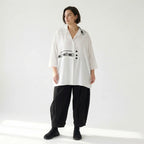Weisse Oversize Slinkybluse in Reinweiss mit Rundhals und Dreiviertelarm semitransparent