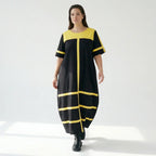 Schwarzgelbes Maxikleid mit Kontraststreifen aus Viskose Popeline locker weit in A-Linie