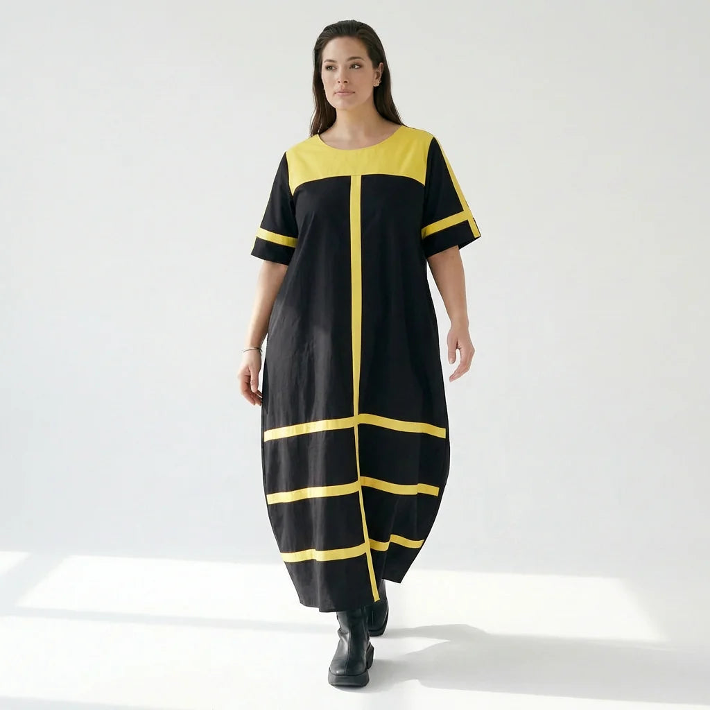 Avantgarde Maxikleid Cadrelli schwarz mit gelben Kontraststreifen aus Viskose-Lycra