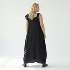 Schwarzes Maxikleid Oversize aus Baumwolljersey mit Stickerei U-BootAusschnitt Taschen