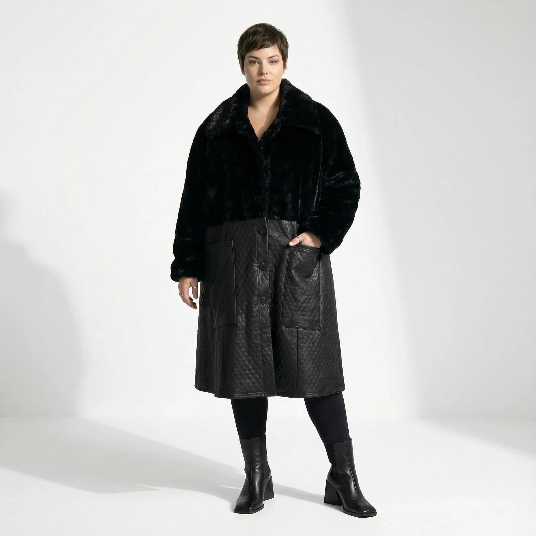 Oversize Ballon Wintermantel Plüsch Lederimitat Einheitsgröße AKH Premium exklusiv bei Modeare