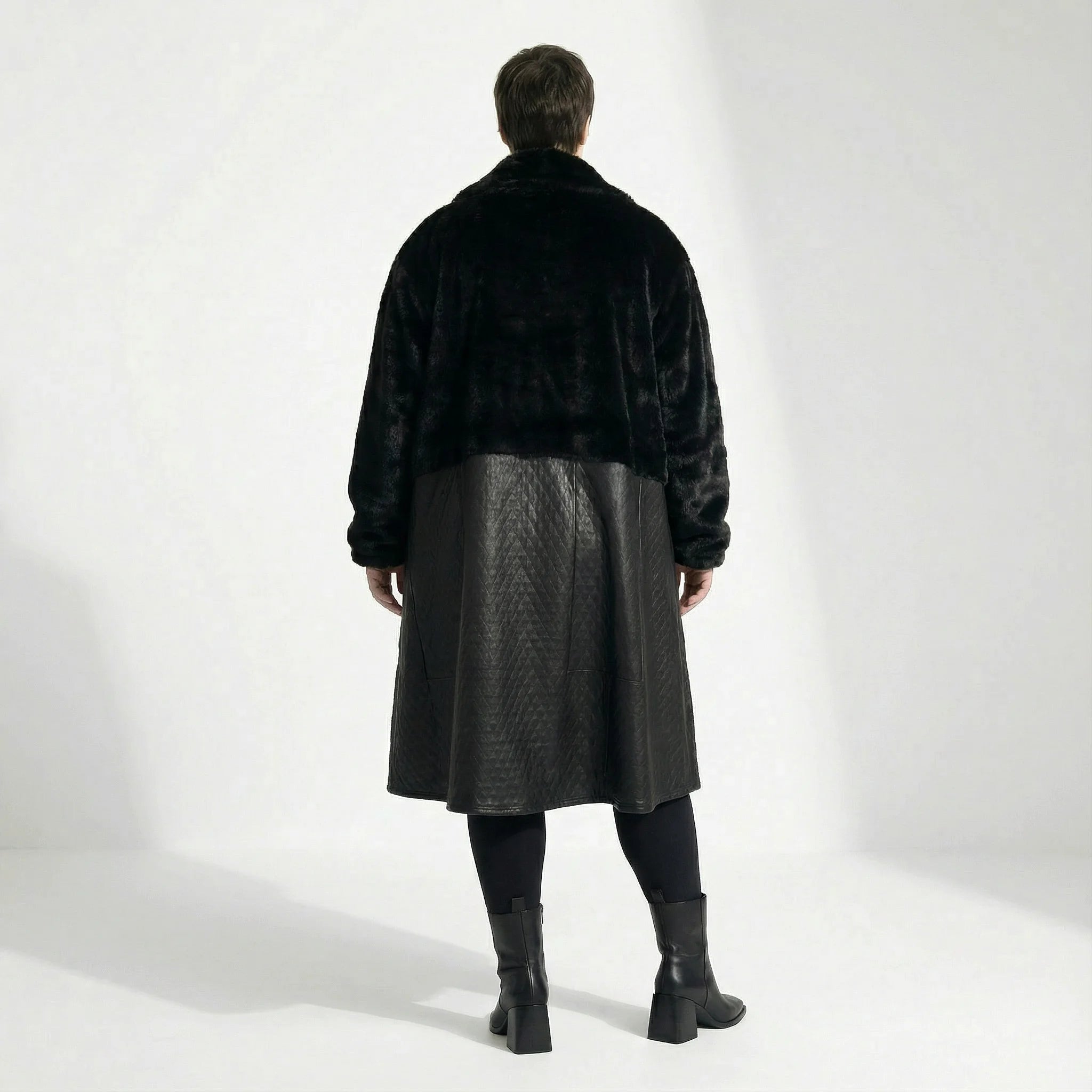 Oversize Ballon Wintermantel Plüsch Lederimitat Einheitsgröße AKH Premium exklusiv bei Modeare