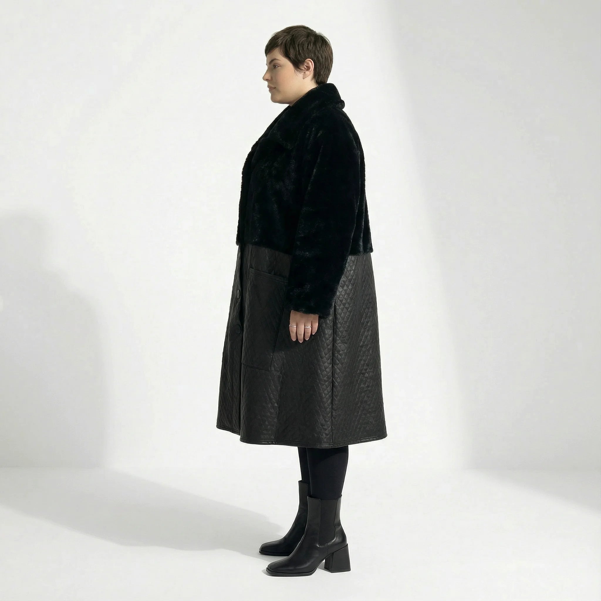 Oversize Ballon Wintermantel Plüsch Lederimitat Einheitsgröße AKH Premium exklusiv bei Modeare