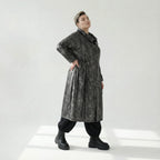 Oversize-Wintermantel aus Lederimitat mit Tunnelzug – warm, dehnbar & stylish | AKH Premium bei Modeare