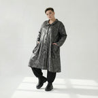Oversize Mantel Metallic Struktur warm für Winter von AKH Premium – Avantgarde Damenmode bei Modeare, edel & flexibel kombinierbar