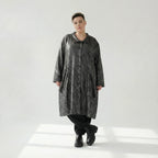 Oversize Mantel Metallic Struktur warm für Winter von AKH Premium – Avantgarde Damenmode bei Modeare, edel & flexibel kombinierbar