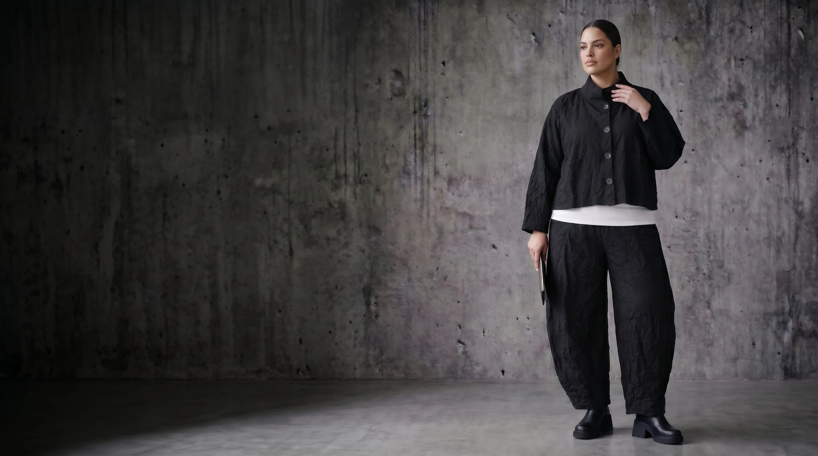 Avantgarde Oversize-Mode & Lagenlook für starke Frauen mit Stil