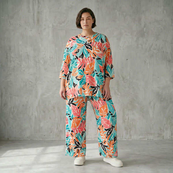 Papita Set aus Slinky Shirt und Hose mit Blumenprint in Multicolour - Oversize Sommerlook von Modeare