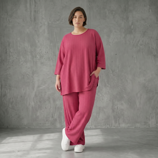 Jacquard Oversize Set in Fuchsia mit Waffelstruktur Shirt und Palazzo Hose Papita bei Modeare Sommerlook Damen
