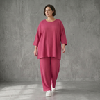 Jacquard Oversize Set in Fuchsia mit Waffelstruktur Shirt und Palazzo Hose Papita bei Modeare Sommerlook Damen