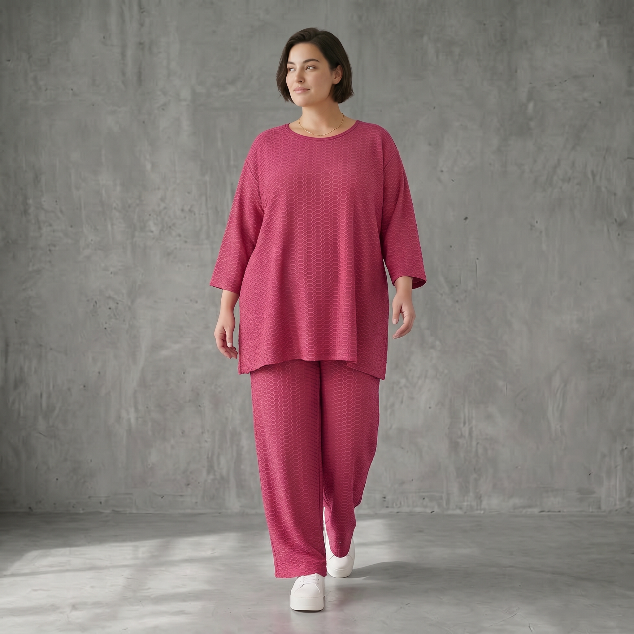 Jacquard Oversize Set in Fuchsia mit Waffelstruktur Shirt und Palazzo Hose Papita bei Modeare Sommerlook Damen