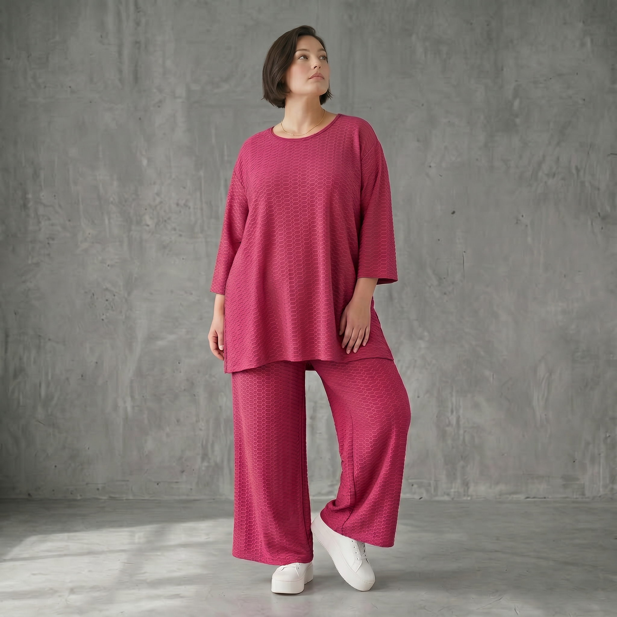 Jacquard Oversize Set in Fuchsia mit Waffelstruktur Shirt und Palazzo Hose Papita bei Modeare Sommerlook Damen