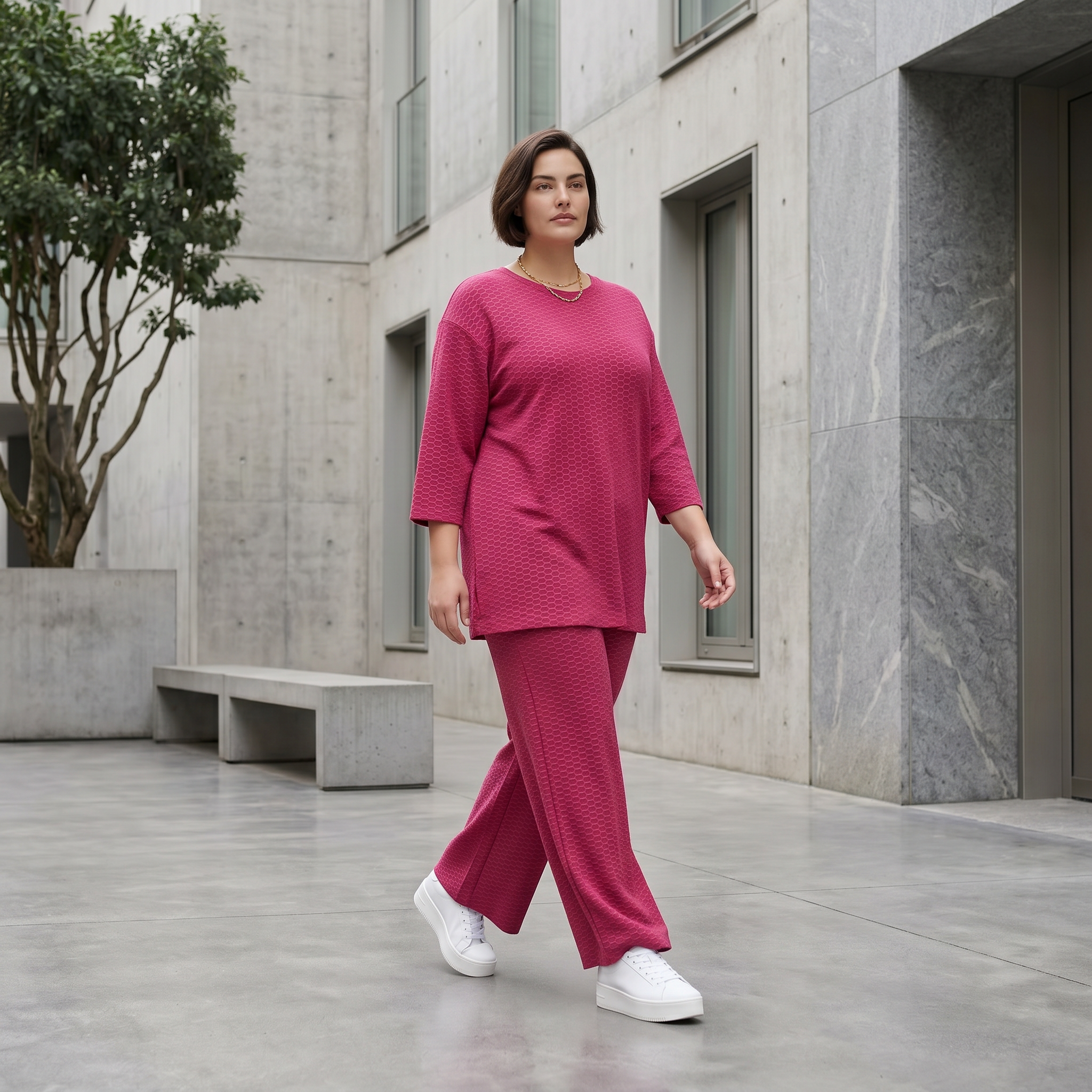 Jacquard Oversize Set in Fuchsia mit Waffelstruktur Shirt und Palazzo Hose Papita bei Modeare Sommerlook Damen