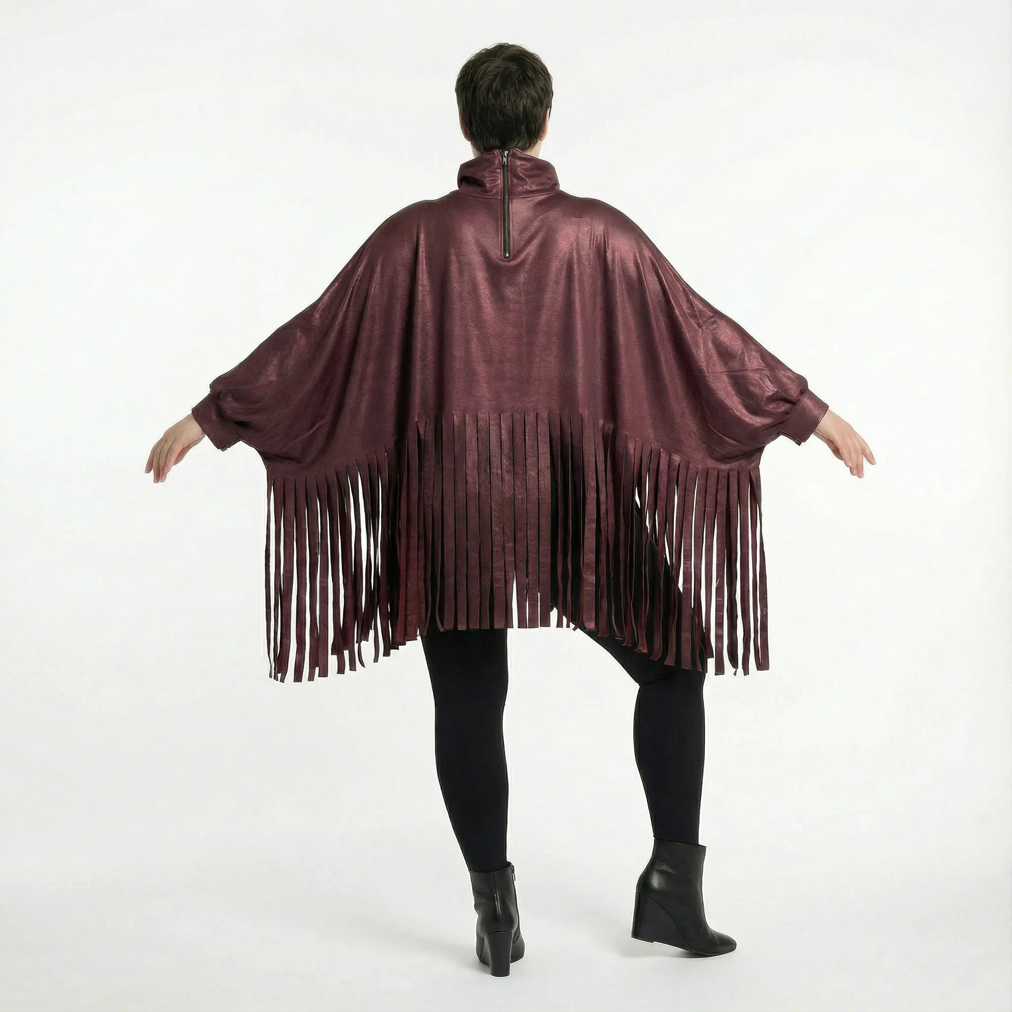 Oversize Shirt Lederoptik mit Fransen weich elastisch Winter Look AKH Premium exklusiv bei Modeare