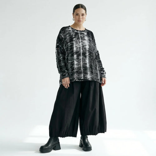 B-One Oversize Sweatshirt-Set im Lagenlook aus French Terry in Schwarz-Weiß | Modeare Avantgarde Damenmode