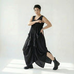 Schwarzes Oversize Ballonkleid mit V-Ausschnitt Bindetail und zwei großen Fronttaschen