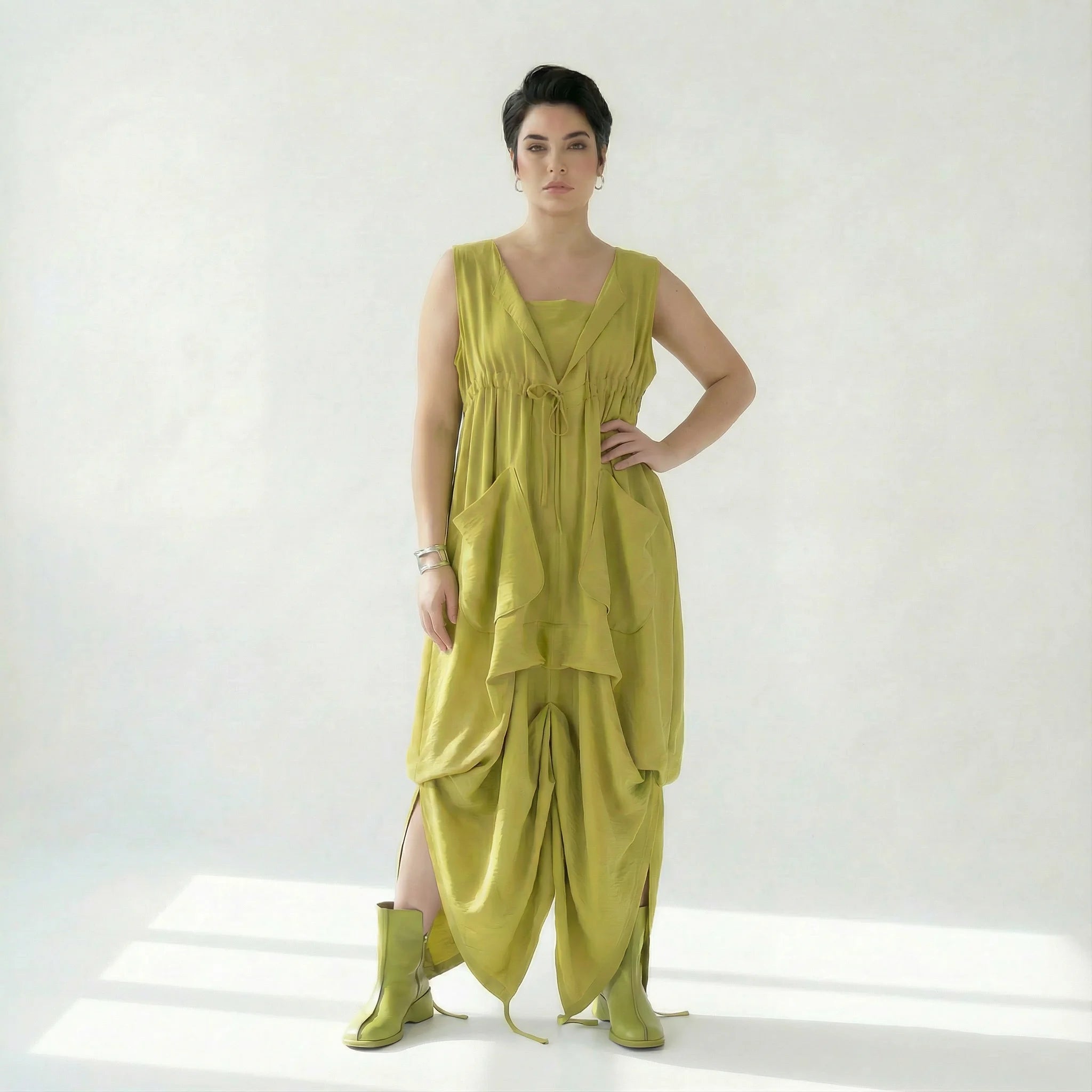 Caraclan Avantgarde-Kleid mit Ballonform und Bindetail aus Viskose-Baumwolle in Chartreuse
