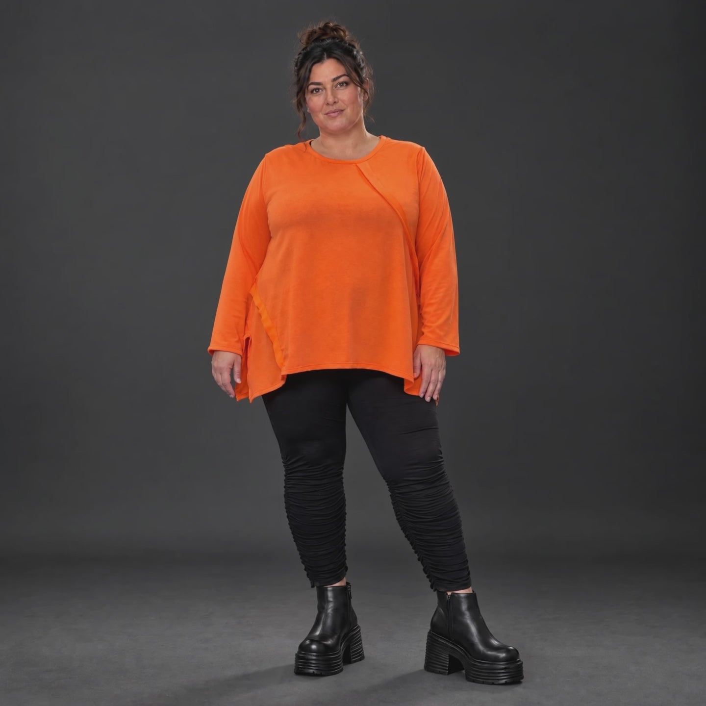Langarmshirt in Orange aus weichem Stretchjersey mit Rundhalsausschnitt und A-Linie