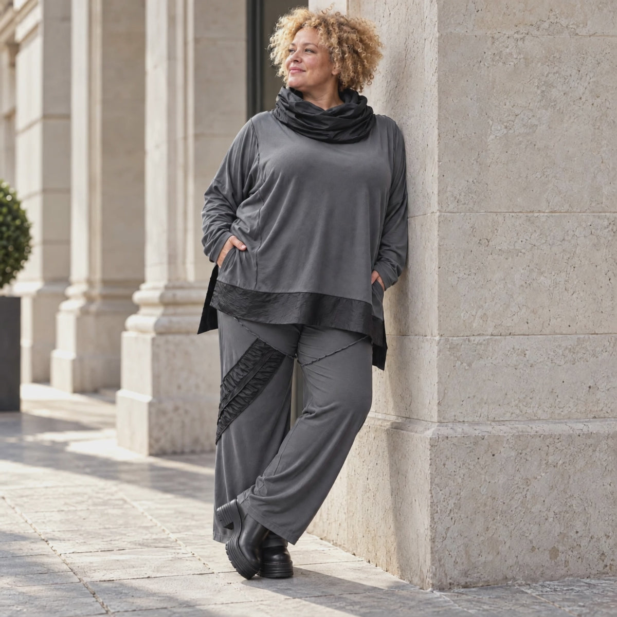 Jerseyhose mit elastischem Bund aus weichem Stretchstoff im geraden Komfortschnitt