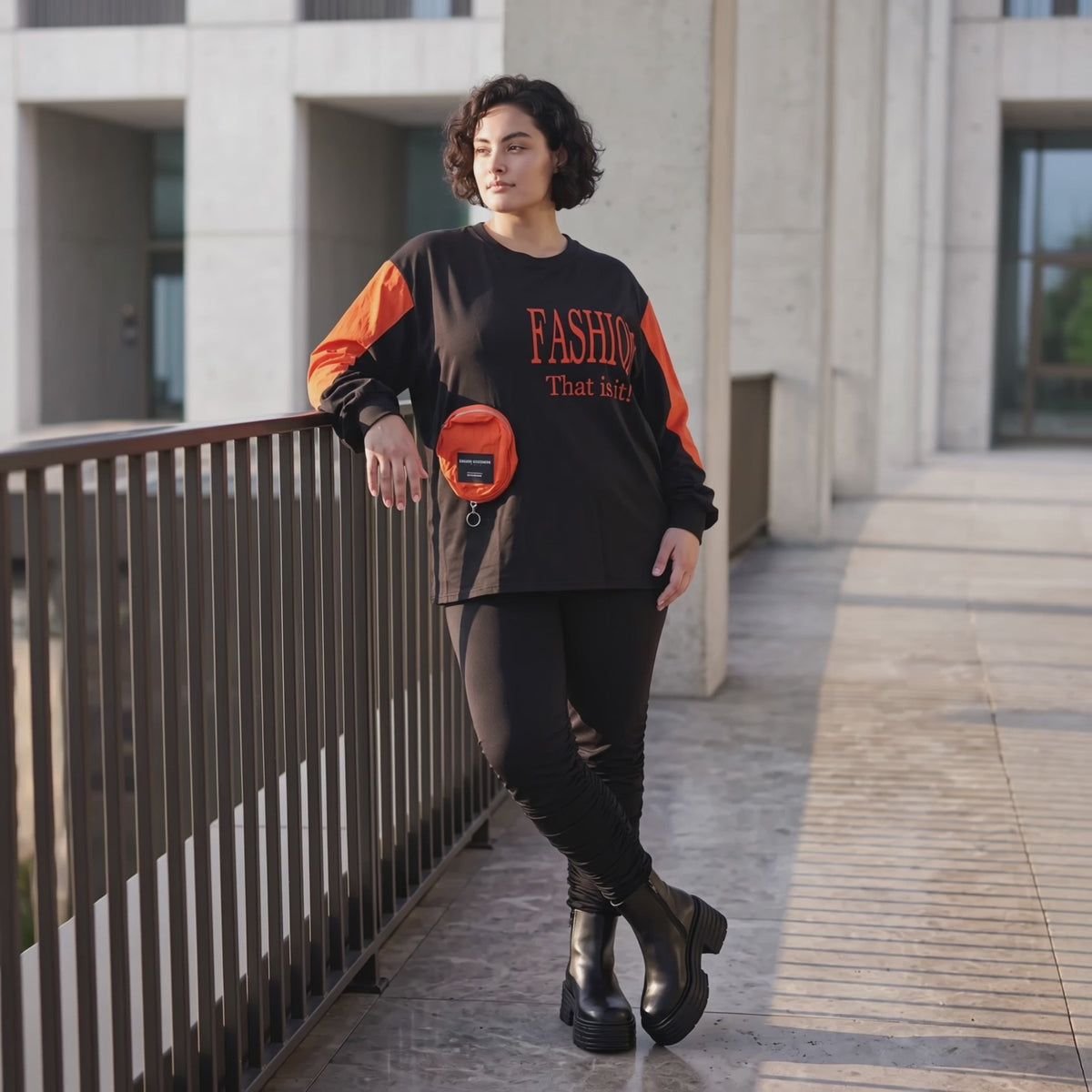 Unifarbenes Langarmshirt aus Jersey mit Reißverschlusstasche und gerader Passform