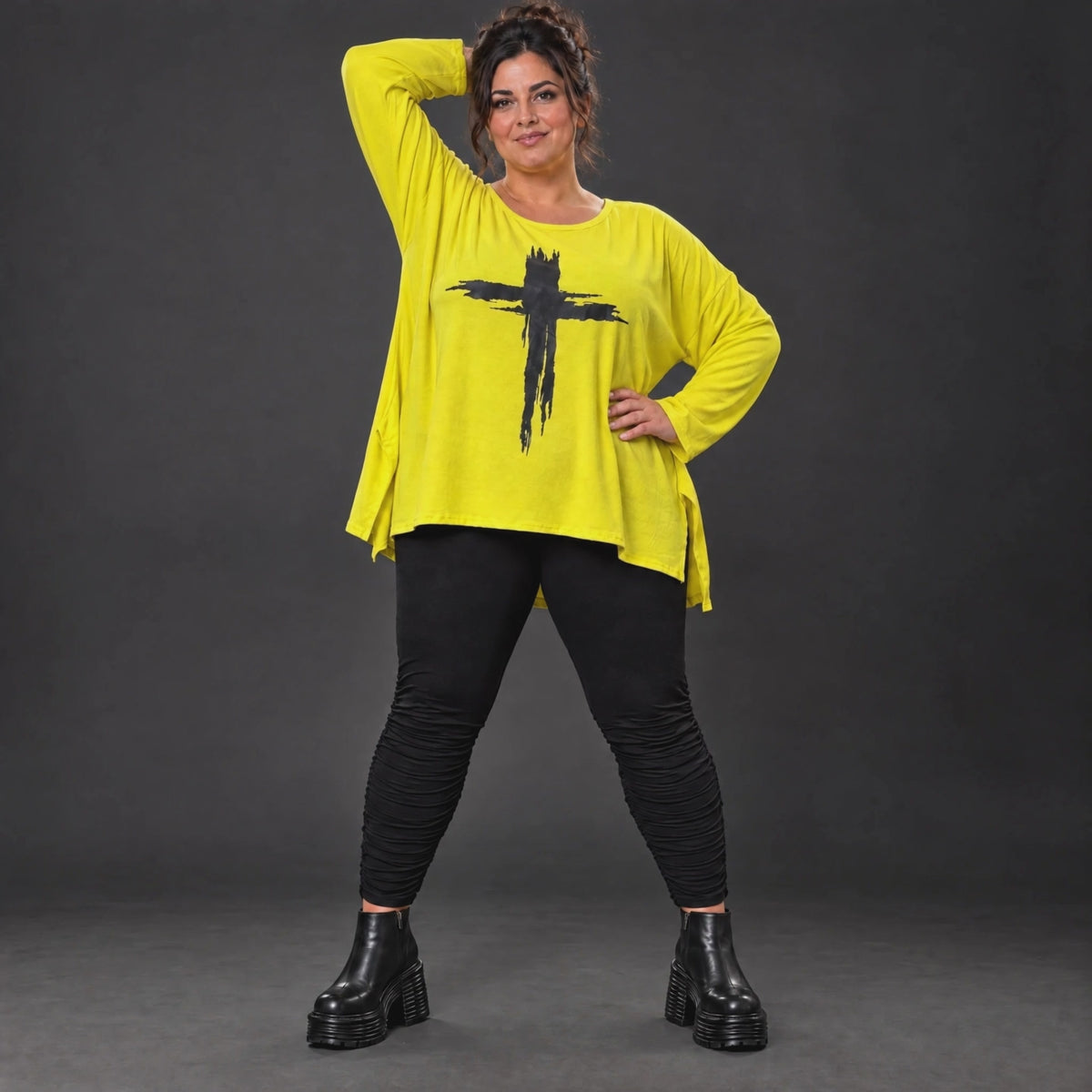 Langarmshirt in strahlendem Gelb aus weichem italienischem Stretchjersey mit A-Linie