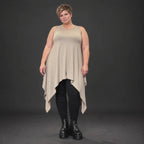 Ärmellose Tunika in Taupe aus weichem Modal Stretch mit lockerer A-Linie und Seitenspitzen