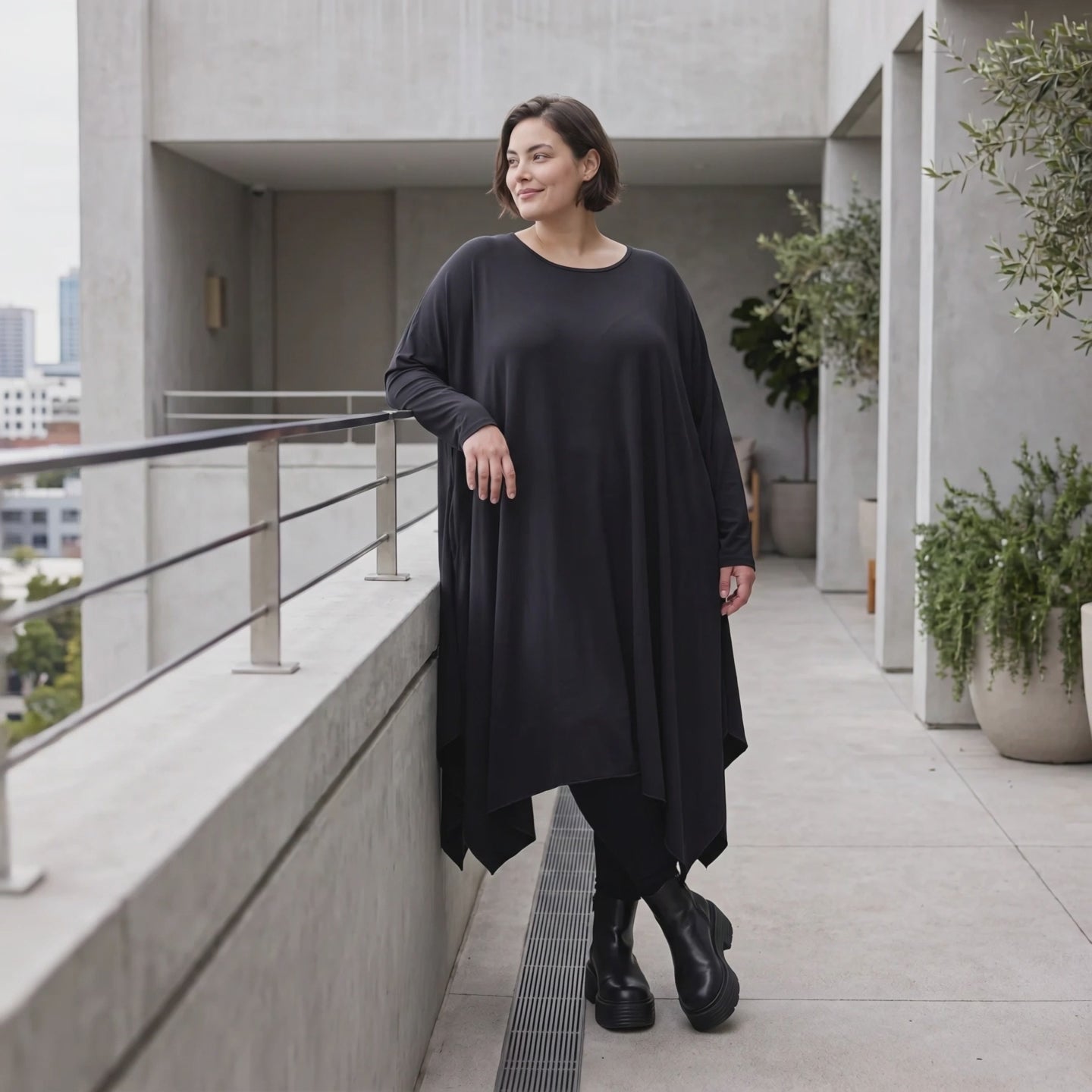 Fließendes A-Linienkleid aus Slinky mit Stretch und Rundhalsausschnitt pflegeleicht