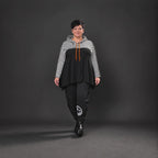 Kuscheliger Kapuzenüberwurf aus Stretchjersey mit Streifenmuster in Orange/Schwarz/Weiß