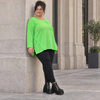 Langarmshirt in Grün aus feinem warmem Stretchjersey aus Italien mit fließender A-Linie